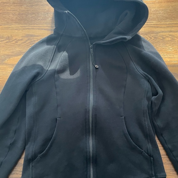 Lululemon Scuba Hoodie - Picture 4 of 6